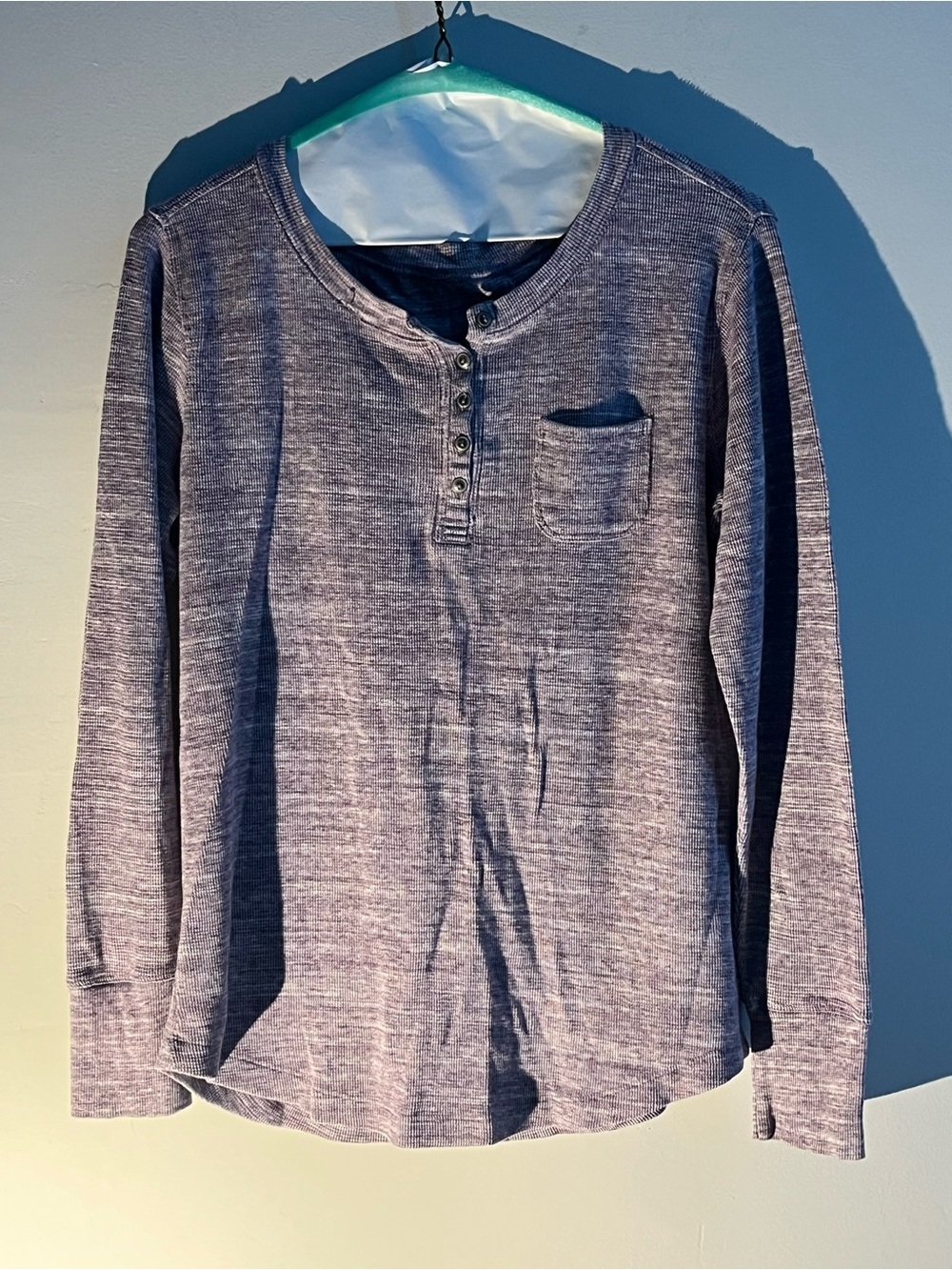 *2 PAIRS* Long Sleeve Thermal Tops w/ quarter buttons - Picture 4 of 5